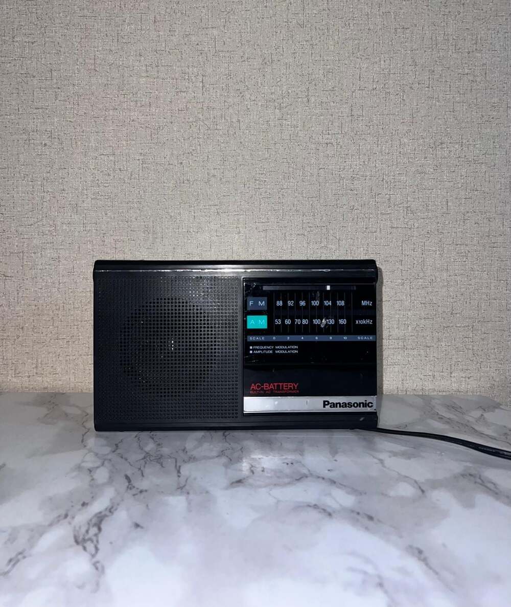 Panasonic RF-542 AM/FM Portable Radio